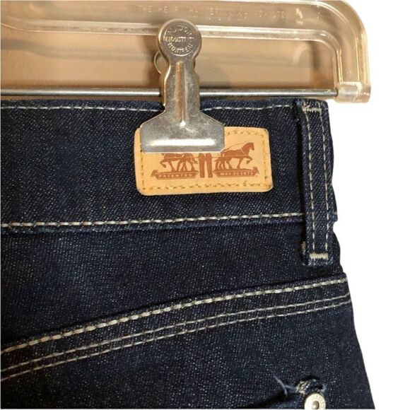 Levi’s dark wash curvy skinny leg jeans 529 - Picture 14 of 16